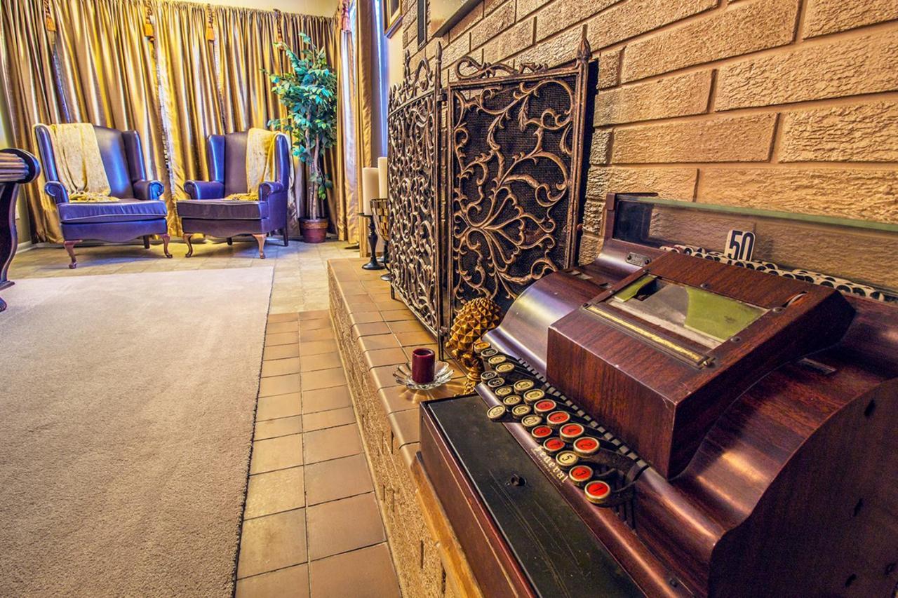 The Foxtrot Inn Ava Rom bilde